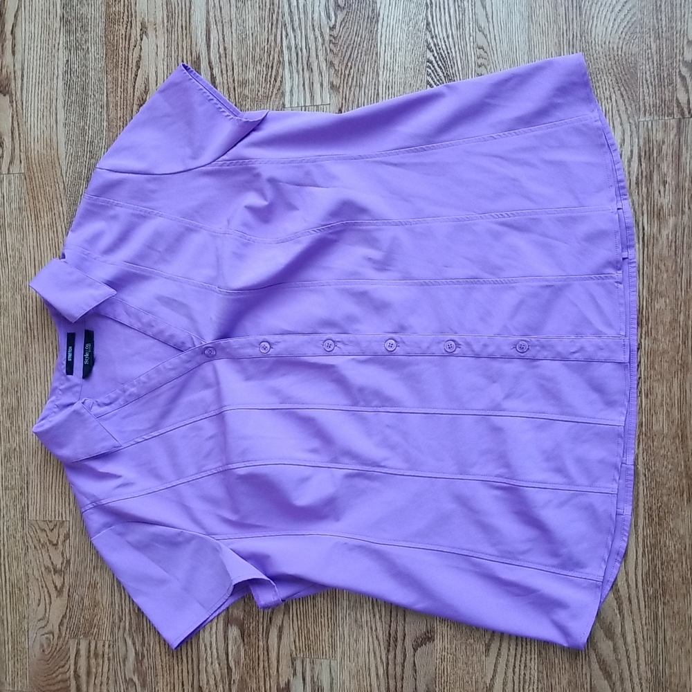 (2X) Style & Co. Stretch Solid Color Collared Short Sleeved Button Down Top